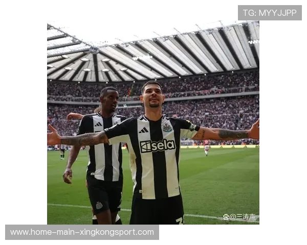 托纳利禁区外抽射打入死角,纽卡斯尔气势如虹——一场战术与信念的交响