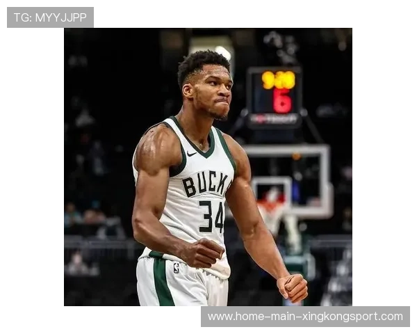 字母哥篮下强势连取,雄鹿再度领先数分 字母哥篮下强势连取,雄鹿再度领先数分